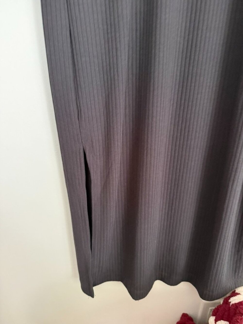 Old Navy Ribbed Midi Dress – Size Medium - Picture 5 of 7